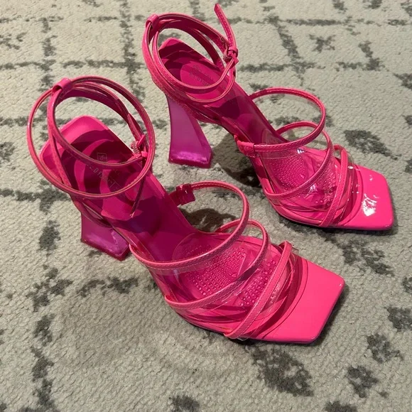 Call it Spring Laula Heel - Picture 5 of 7